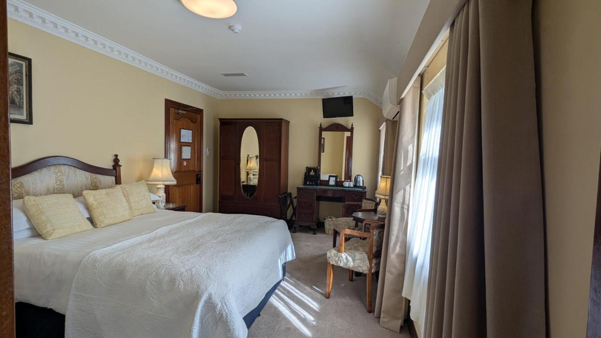 Hotel Foley'S Townhouse Killarney Extérieur photo