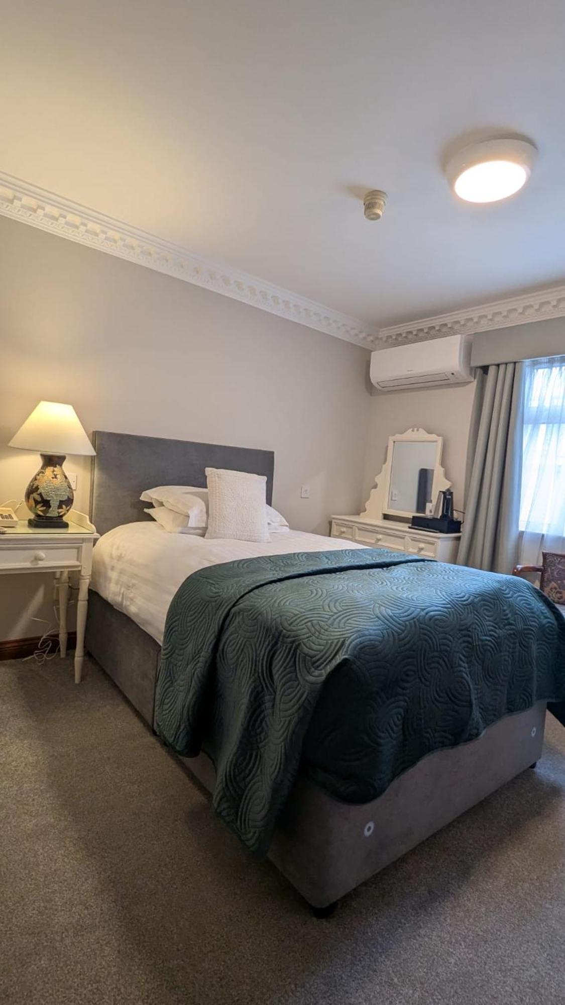 Hotel Foley'S Townhouse Killarney Extérieur photo