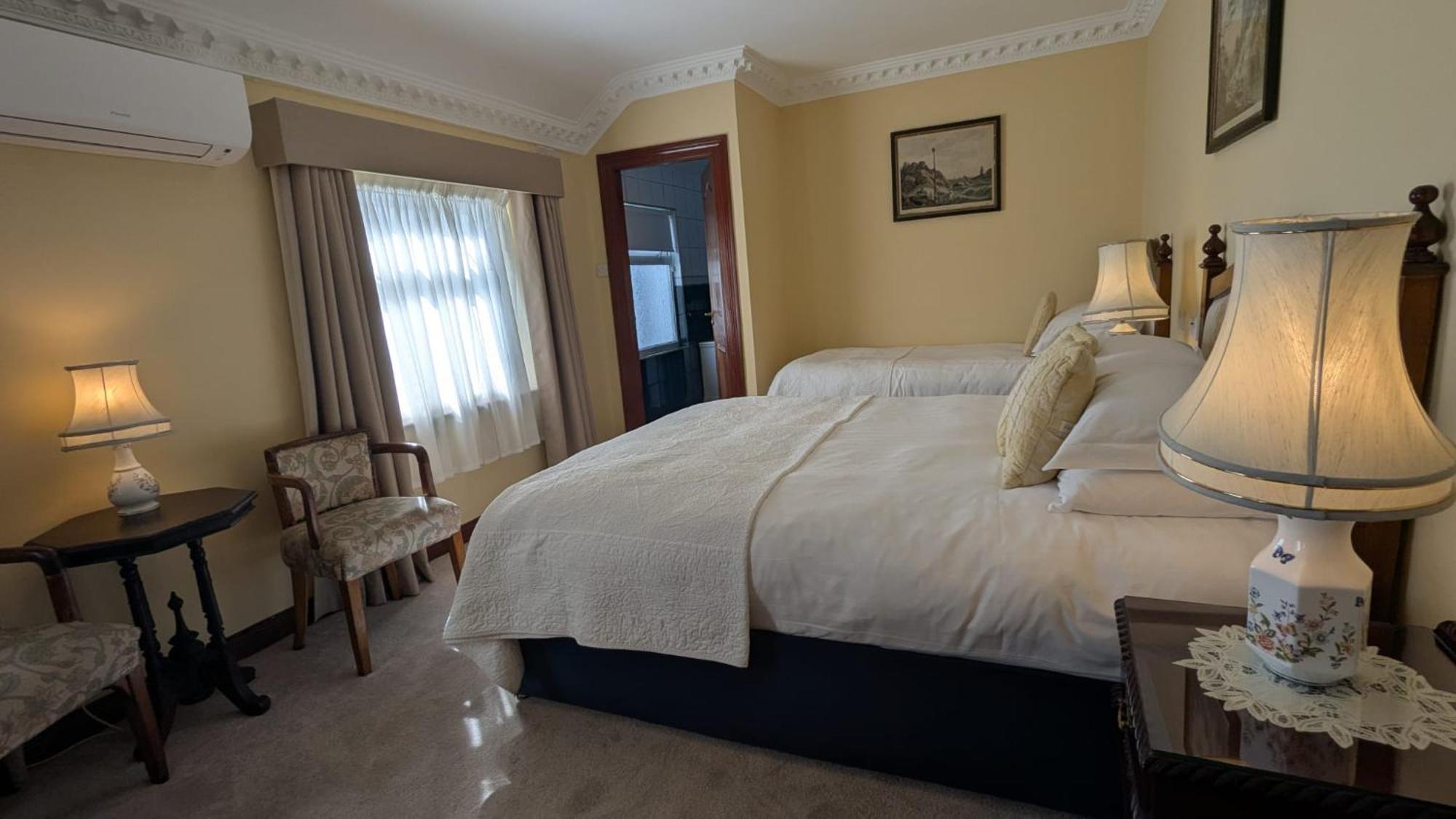 Hotel Foley'S Townhouse Killarney Extérieur photo